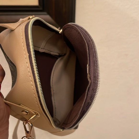 B. yang Please check all picture of condition. - Picture 12 of 13